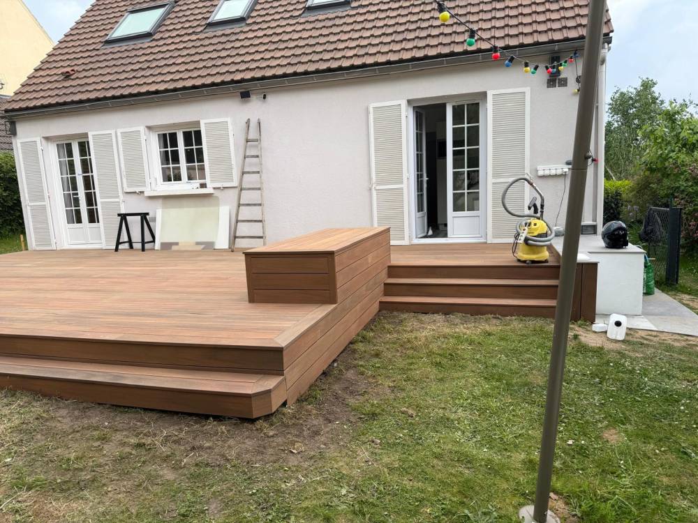 Terrasse en bois près de Chatou