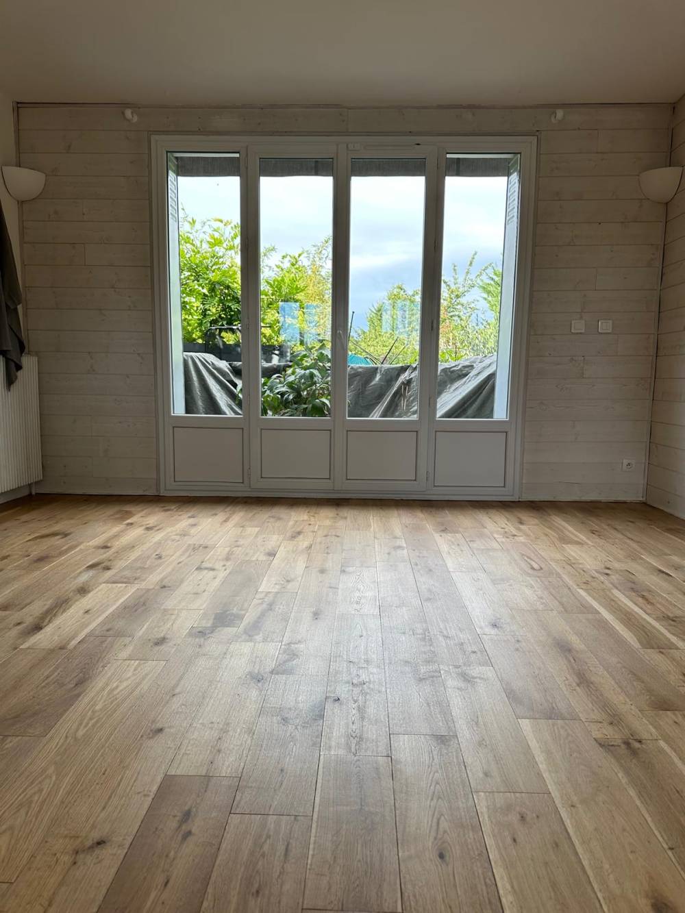 Rénovation de parquet en chêne près de Versailles